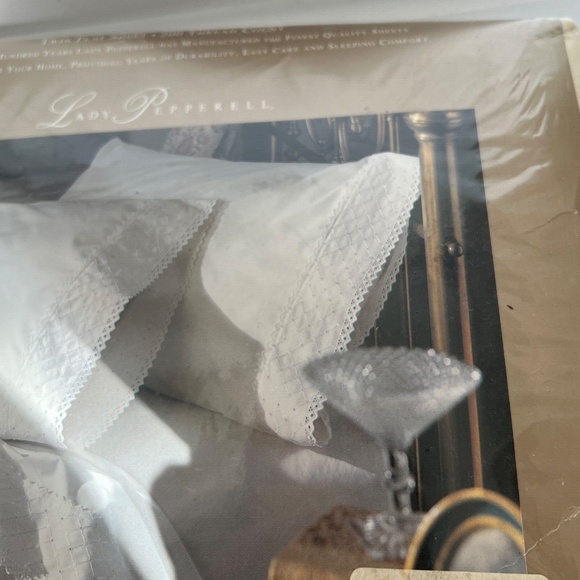 Vintage Lady Pepperell Sheet Luxury 200 Percale Embroidery Twin Flat NEW 1990s - Picture 5 of 8